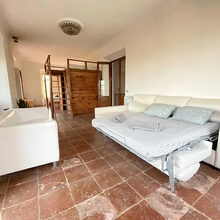 Villa Con Preciosas Vista A Capital Málaga